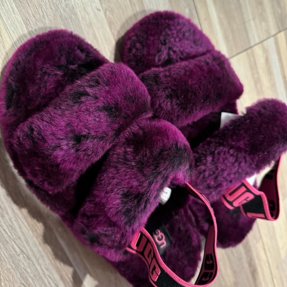 UGG Plush Fluff Slide Sandals in Deep Plum with Black Flecks Dark Purple